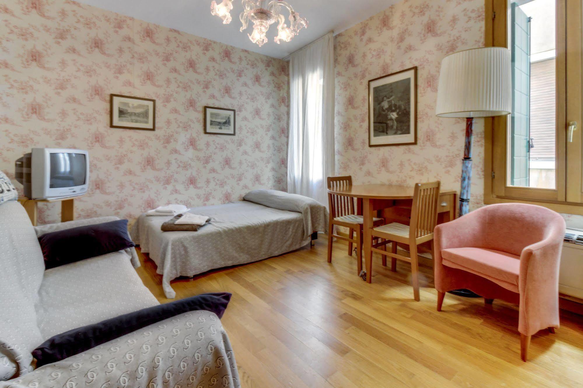 Residenza Goldoni Frühstückspension 3*