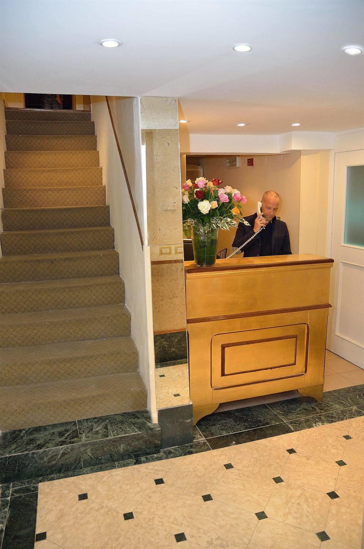 Frühstückspension Residenza Goldoni 3*